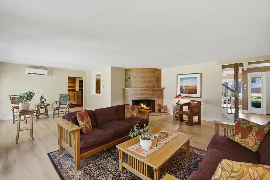147 Timber View Drive Oak Brook IL 60523