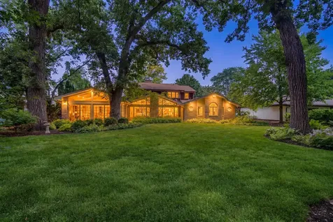 147 Timber View Drive Oak Brook IL 60523