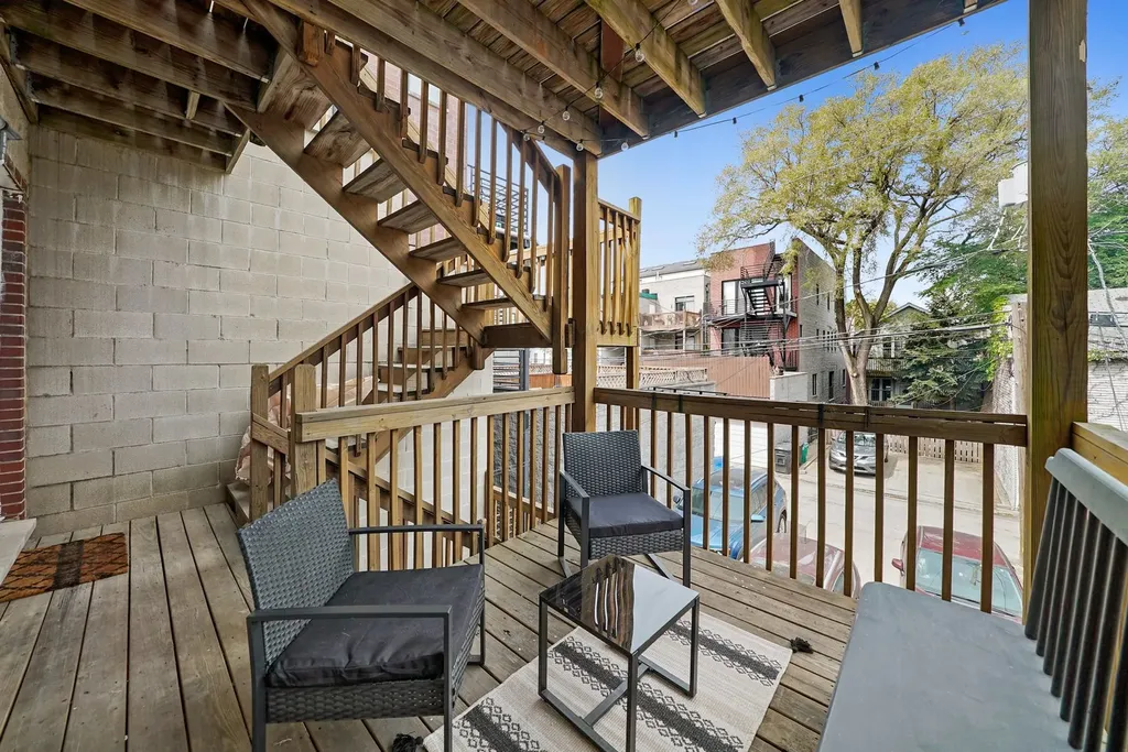 922 North Wood Street Chicago IL 60622