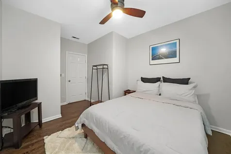 922 North Wood Street Chicago IL 60622