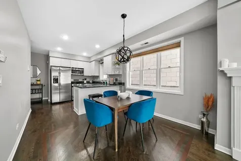 922 North Wood Street Chicago IL 60622