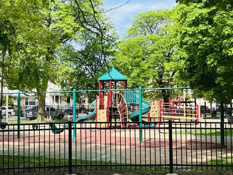 3253 North Elston Avenue Chicago IL 60618