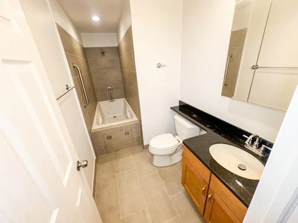 6324 South Kimbark Avenue Chicago IL 60637