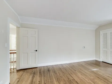 2929 Indianwood Road Wilmette IL 60091