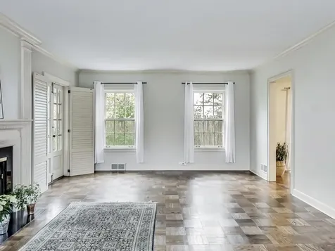 2929 Indianwood Road Wilmette IL 60091