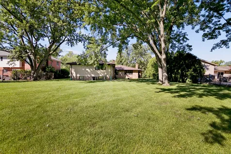 14015 South Cherokee Trail Homer Glen IL 60491
