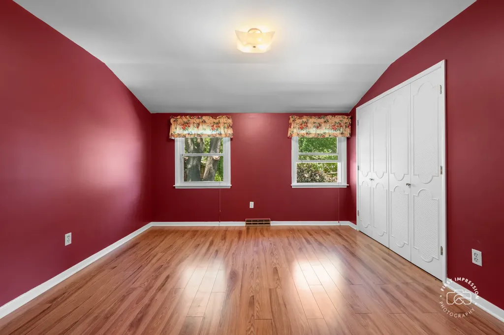 877 North Fordham Avenue Aurora IL 60506