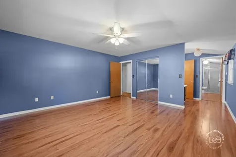 877 North Fordham Avenue Aurora IL 60506