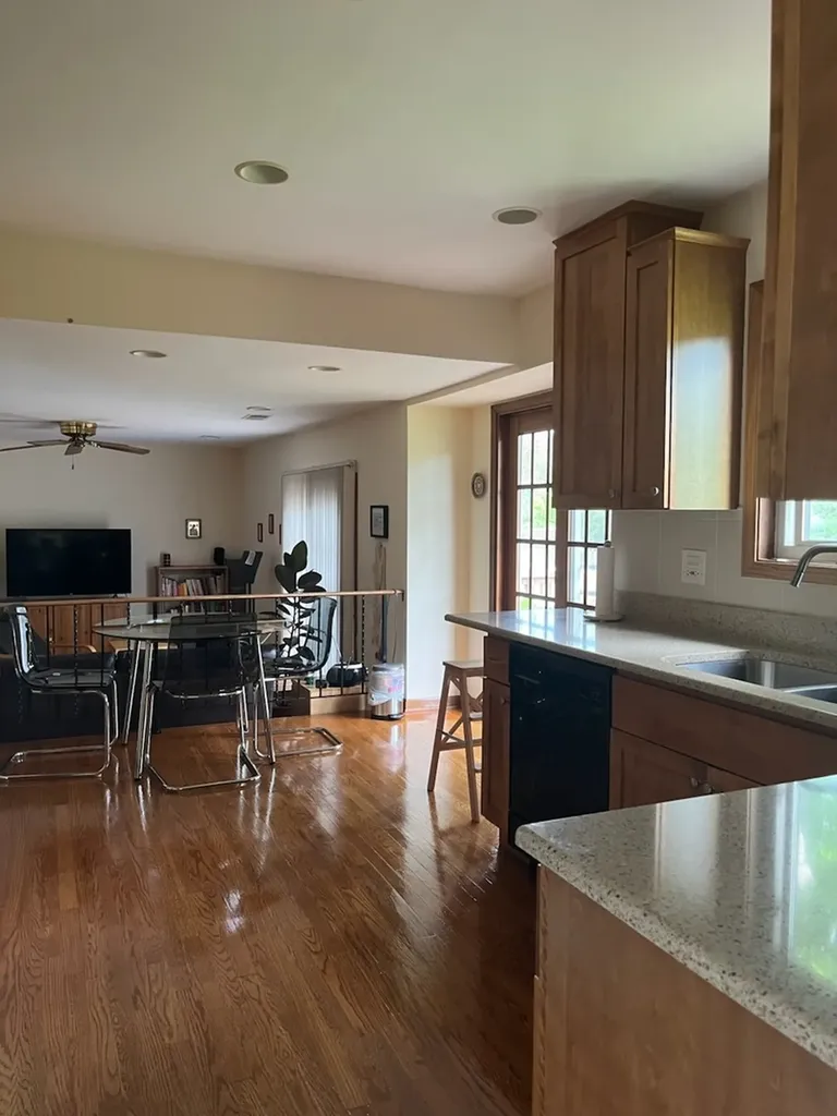 650 Shallow Cove Road Lake Zurich IL 60047