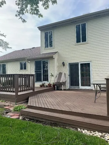 650 Shallow Cove Road Lake Zurich IL 60047