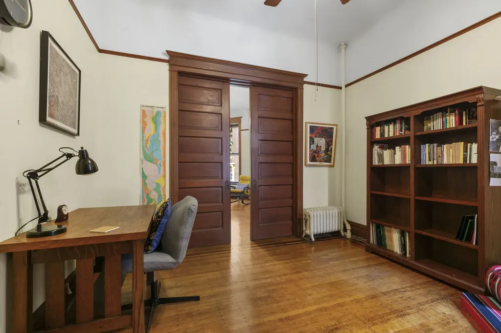 5744 South Kenwood Avenue Chicago IL 60637