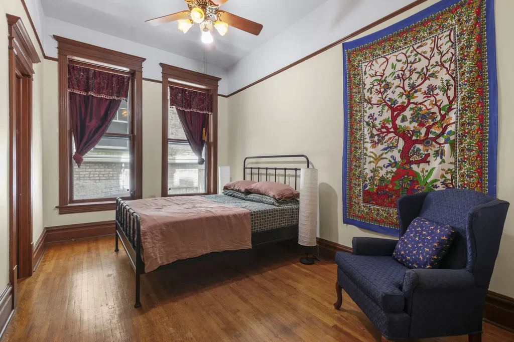 5744 South Kenwood Avenue Chicago IL 60637