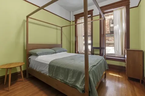 5744 South Kenwood Avenue Chicago IL 60637