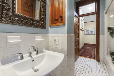 5744 South Kenwood Avenue Chicago IL 60637