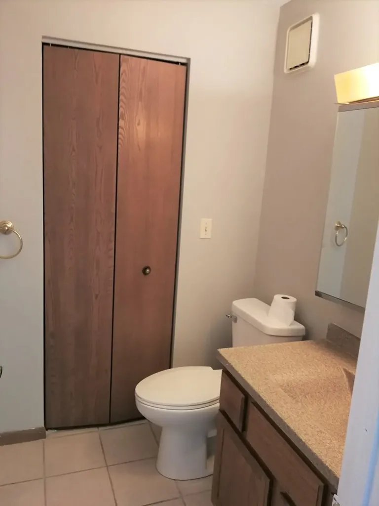 1746 South Washington Street Naperville IL 60565