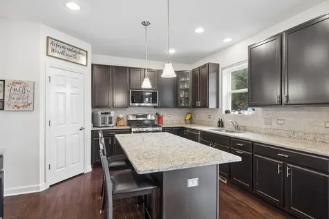 903 Foxview Drive Joliet IL 60431