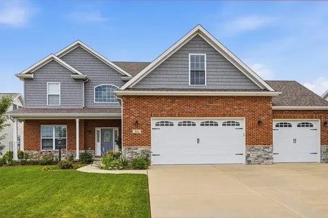 311 Bradford Avenue Savoy IL 61874