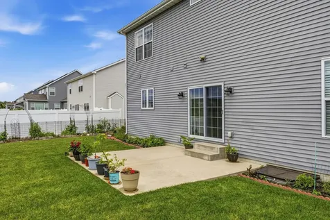 311 Bradford Avenue Savoy IL 61874
