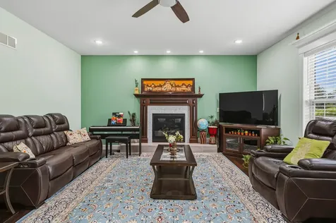 311 Bradford Avenue Savoy IL 61874