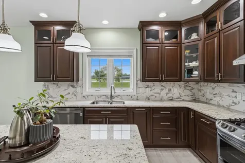 311 Bradford Avenue Savoy IL 61874