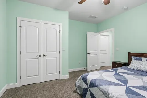 311 Bradford Avenue Savoy IL 61874