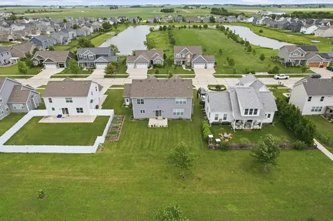 311 Bradford Avenue Savoy IL 61874