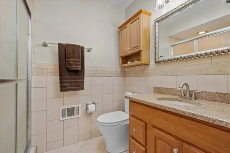 7615 Arcadia Street Morton Grove IL 60053