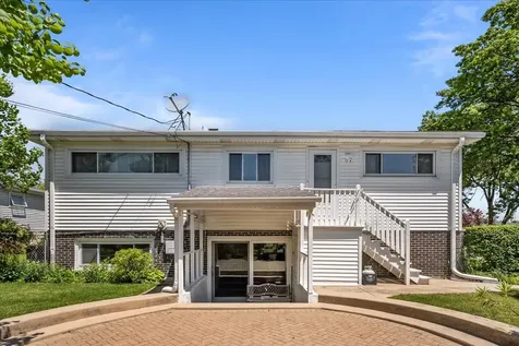 7615 Arcadia Street Morton Grove IL 60053