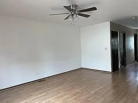 3738 Dory Circle E Hanover Park IL 60133