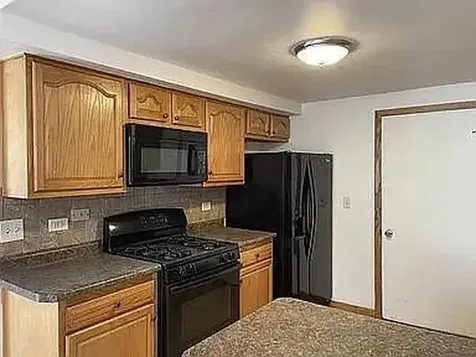 3738 Dory Circle E Hanover Park IL 60133