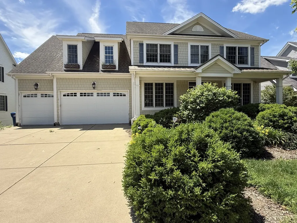 125 Goldenrod Drive Sugar Grove IL 60554