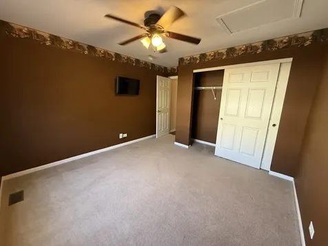 2896 Falling Waters Lane Lindenhurst IL 60046