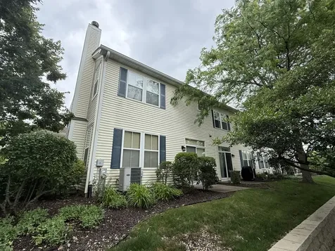 2896 Falling Waters Lane Lindenhurst IL 60046