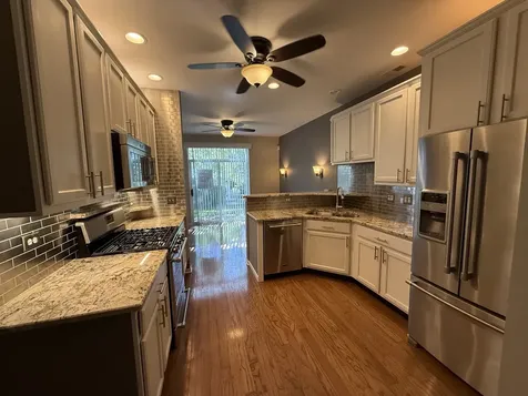 2896 Falling Waters Lane Lindenhurst IL 60046
