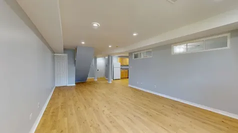 1228 West Glenlake Avenue Chicago IL 60660