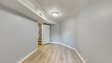 1228 West Glenlake Avenue Chicago IL 60660