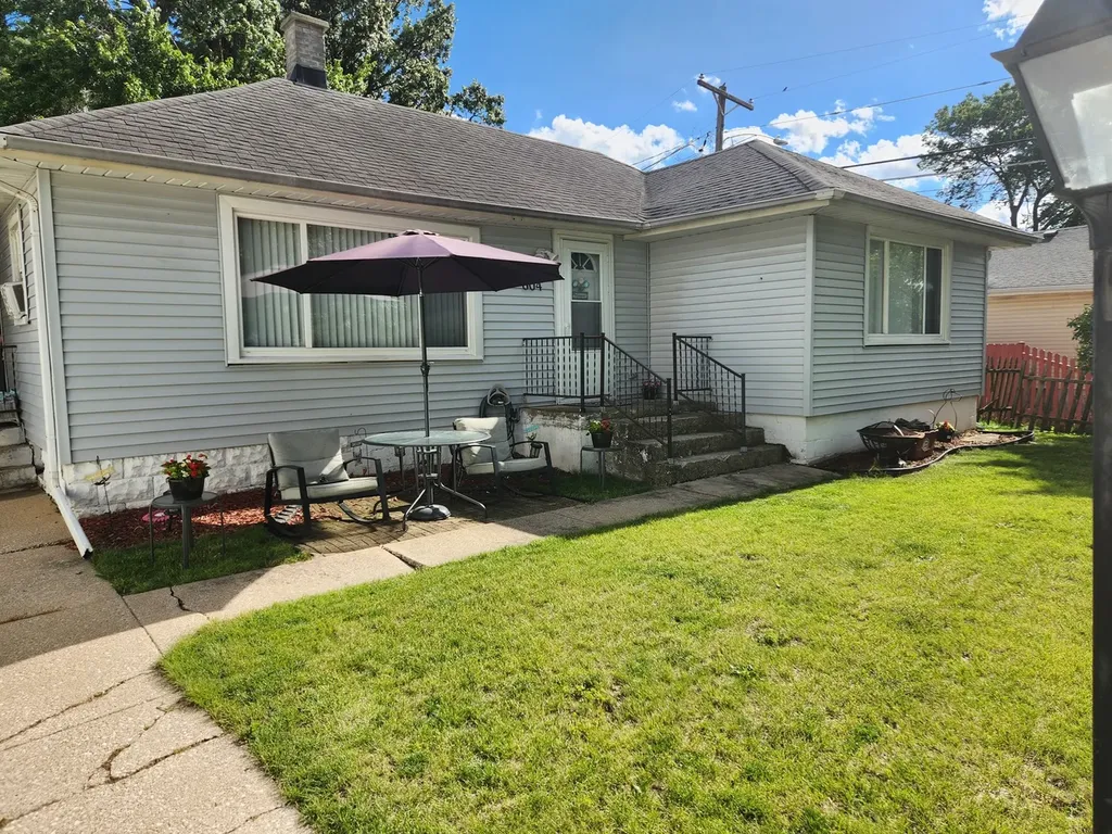 604 Mason Avenue Joliet IL 60435