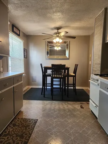 604 Mason Avenue Joliet IL 60435