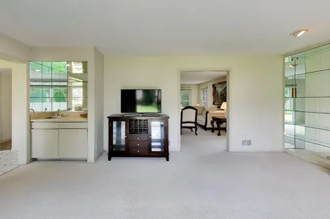 4269 Terri Lyn Lane Northbrook IL 60062