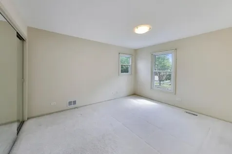 4269 Terri Lyn Lane Northbrook IL 60062