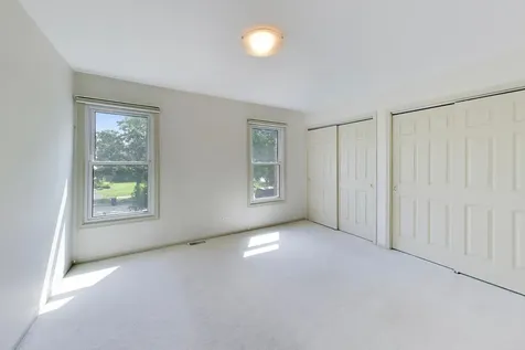 4269 Terri Lyn Lane Northbrook IL 60062