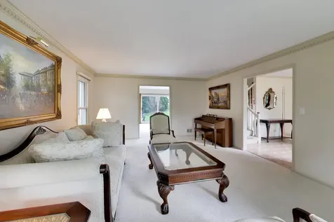 4269 Terri Lyn Lane Northbrook IL 60062