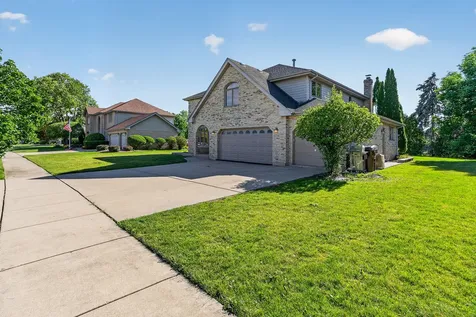 19902 Green Meadows Parkway Mokena IL 60448