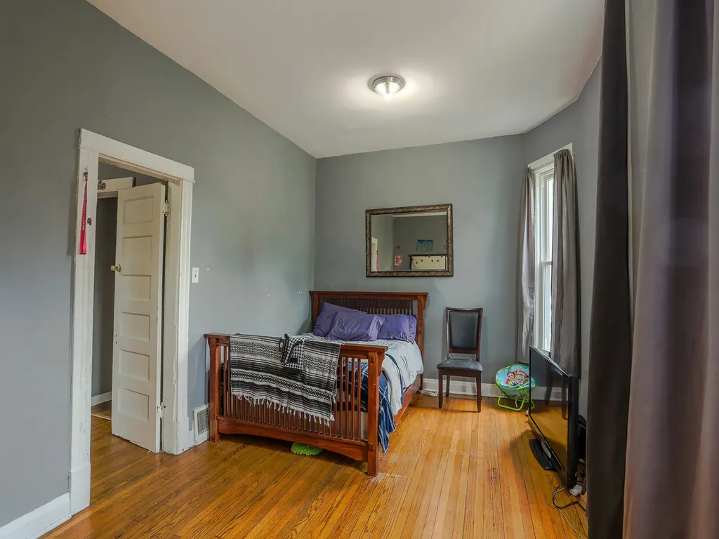 224 North Lockwood Avenue Chicago IL 60644