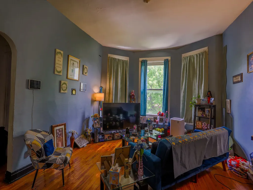 224 North Lockwood Avenue Chicago IL 60644