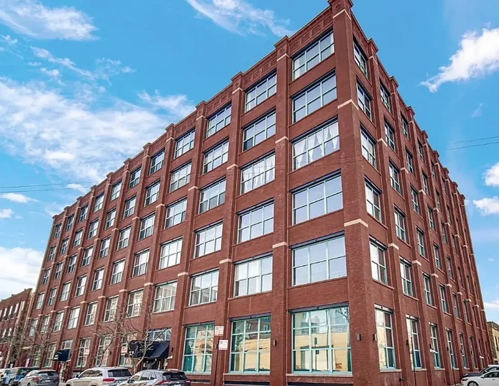 312 North May Street Chicago IL 60607