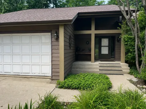 38222 North Golf Lane Drive Wadsworth IL 60083