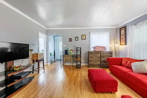 389 West 12th Street Chicago Heights IL 60411
