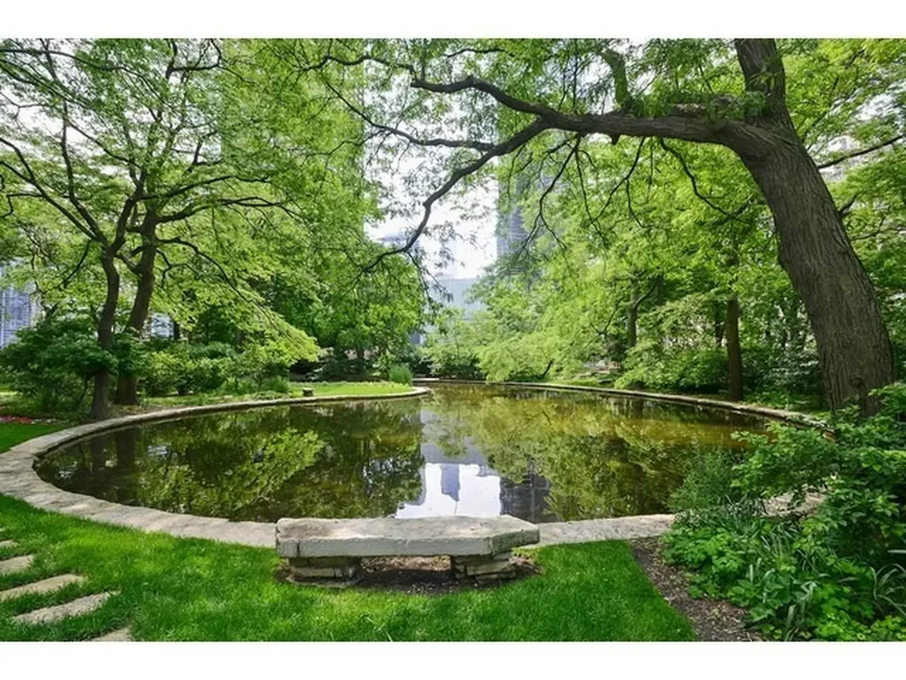 505 North Lake Shore Drive Chicago IL 60611