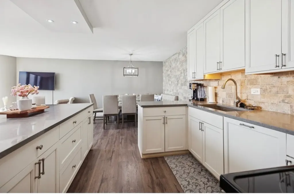505 North Lake Shore Drive Chicago IL 60611